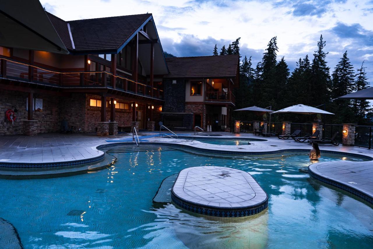 Halcyon Hot Springs Resort Экстерьер фото